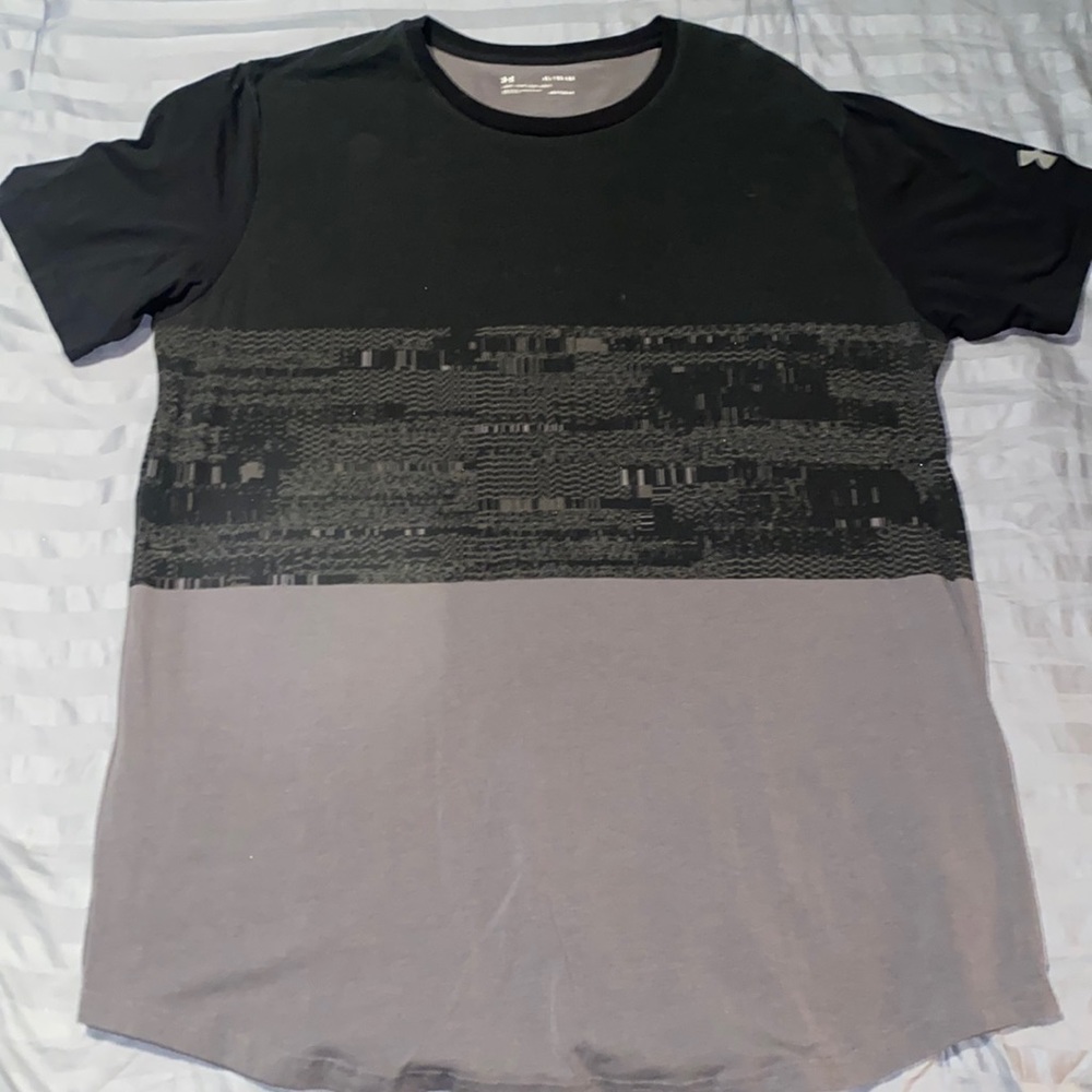 Under Armour T-Shirt, large
